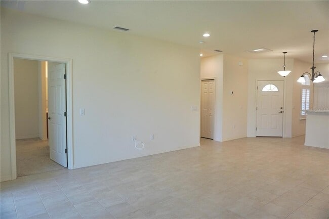 Building Photo - 1632 Linz Ct