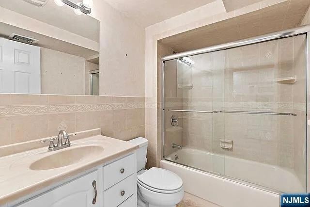 Building Photo - 24 Irving Ave