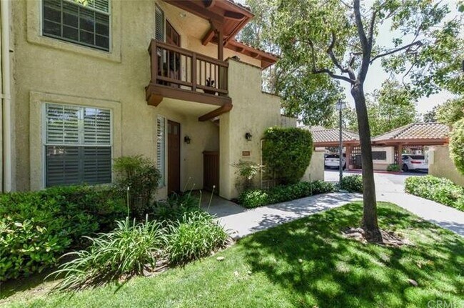 Primary Photo - 13350 Savanna