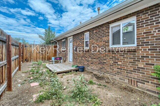 Building Photo - 7073 W 16th Pl