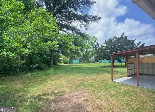 Building Photo - 603 Plantation Village Dr