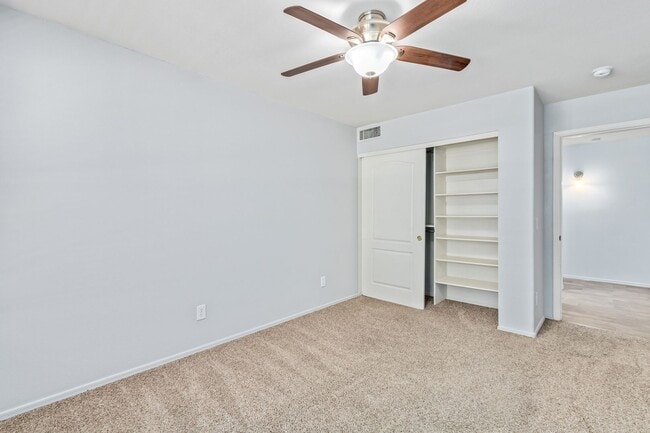 Building Photo - GORGEOUS home in the highly desired Arrowh...