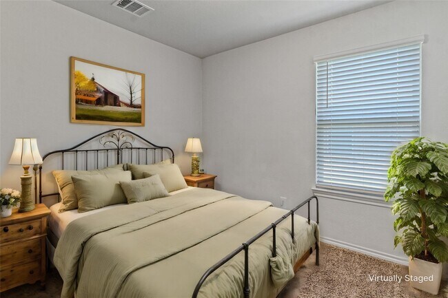Building Photo - 803 Rustic Way