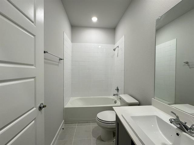 Building Photo - 3705 Ray Roberts Dr