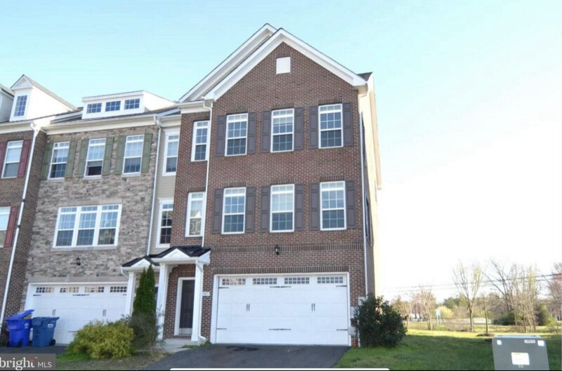 Primary Photo - 3505 Flagstone St