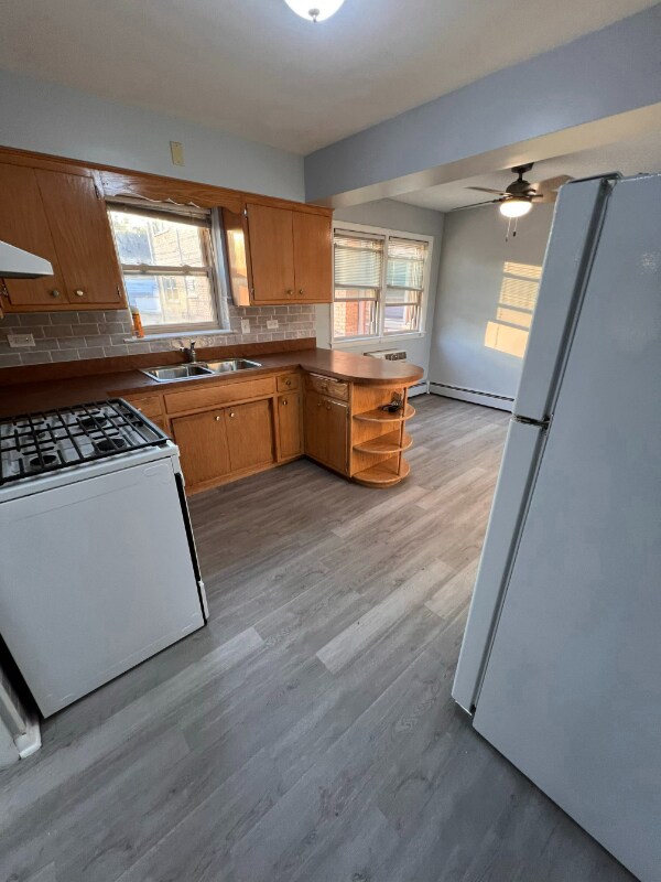 Building Photo - 3205 W 97th St