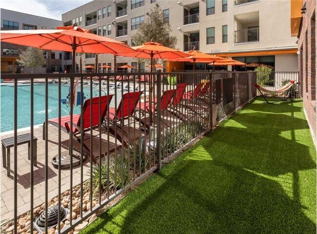 Primary Photo - 2402 Aldrich St