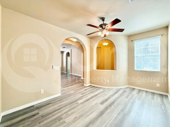 Building Photo - 1144 S Osborn Ln