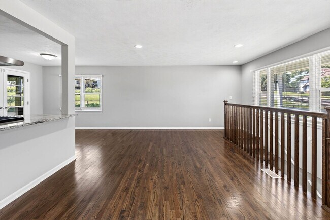 Building Photo - 7629 Pinkney St