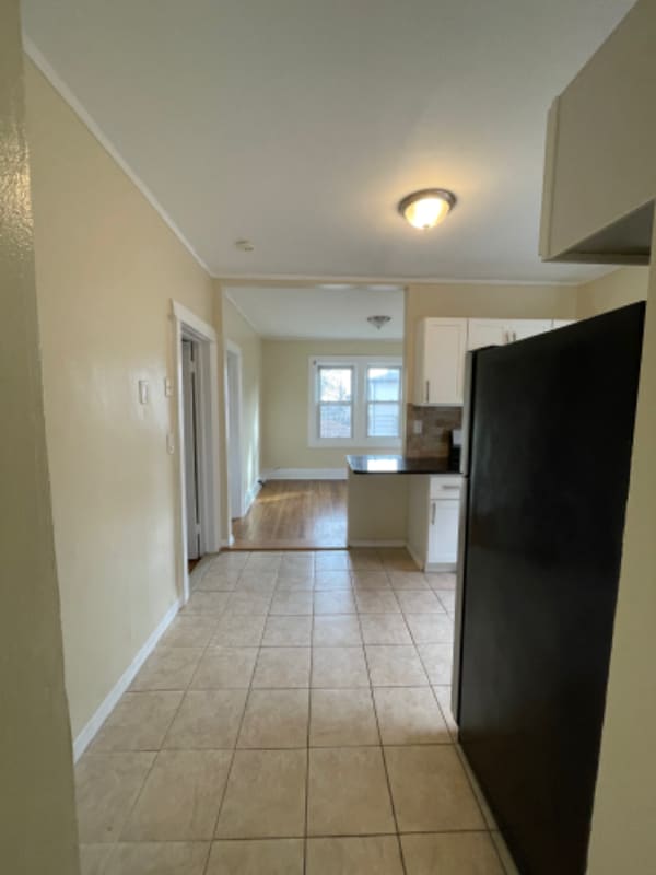 Building Photo - 408 Anderson Ave