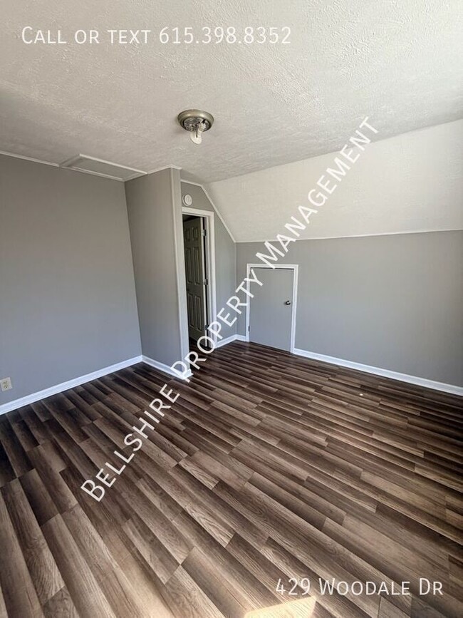 Building Photo - 429 Woodale Dr