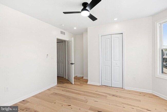 Building Photo - 29 N 54th St