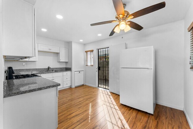 Building Photo - 4893 Coconino Way