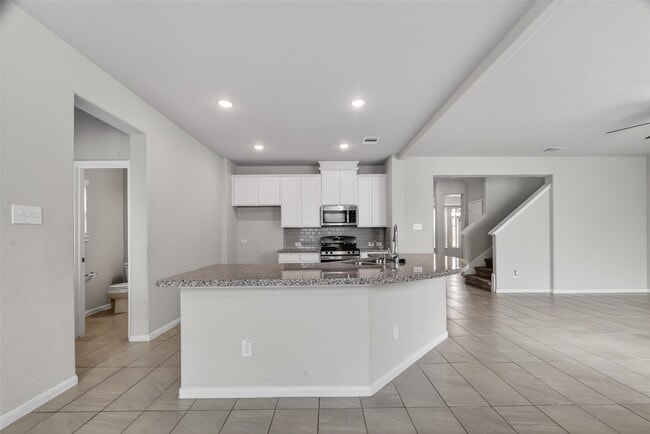 Building Photo - 2903 Painted Sunrise Trail