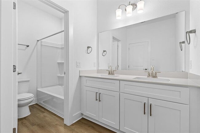 Building Photo - 1955 Settlers Glen Dr