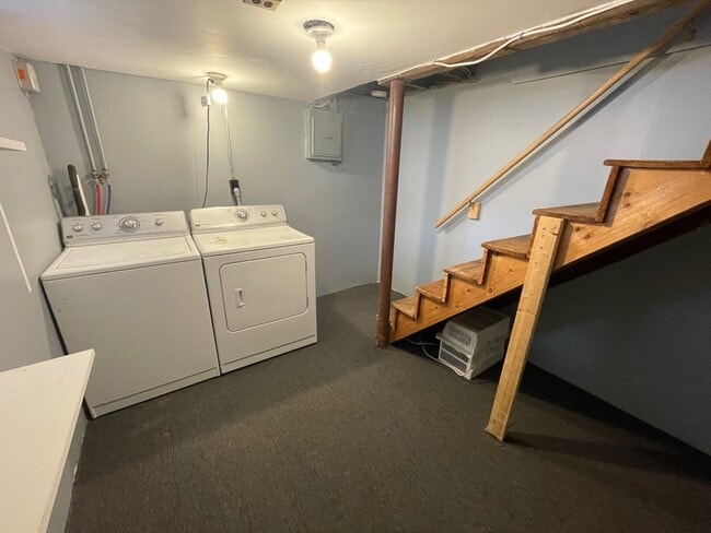 Building Photo - 39 Franklin St