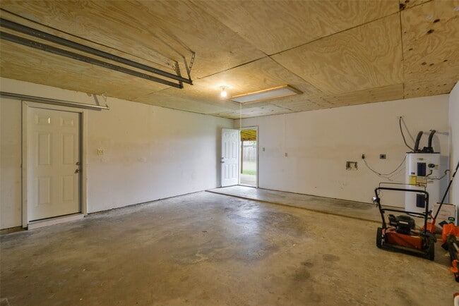Building Photo - 17547 Monsoon Ct