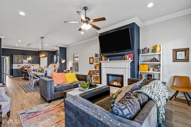 Building Photo - Gorgeous 2021-Build For Rent