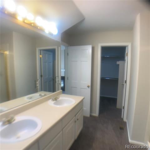 Building Photo - 4884 S Liverpool Ct