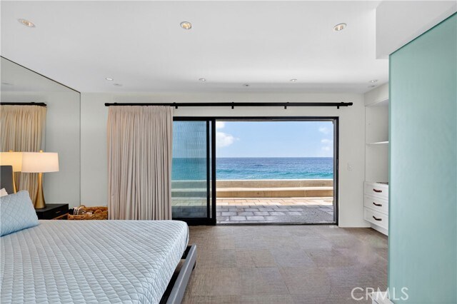 Building Photo - 102 Blue Lagoon