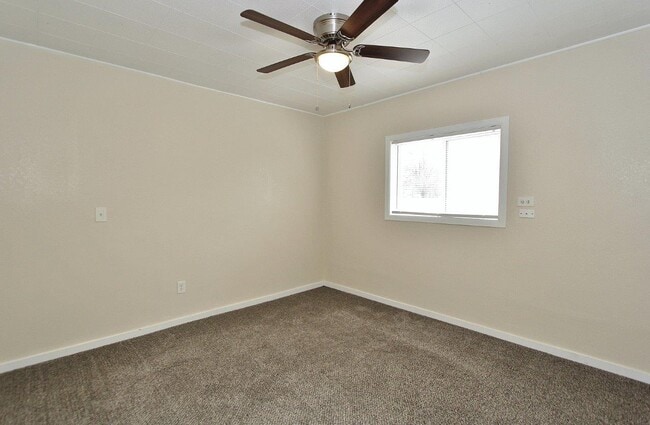 Building Photo - 321 West Blvd. New Plymouth