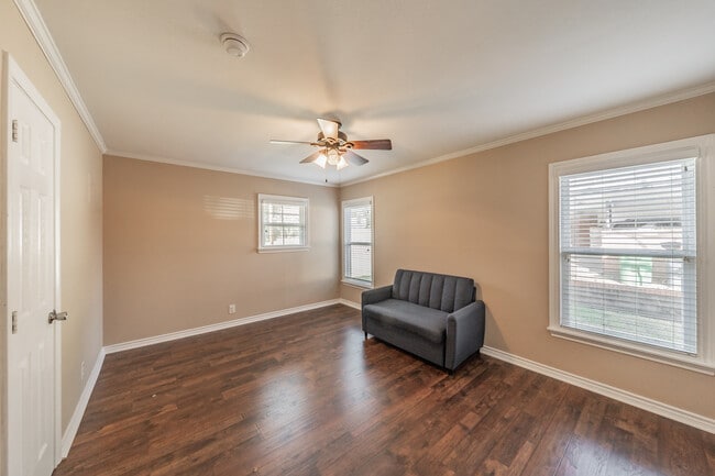 Building Photo - 6817 Fortune Rd