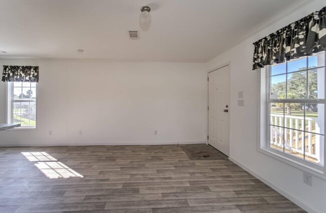 Building Photo - 716 Satsuma St