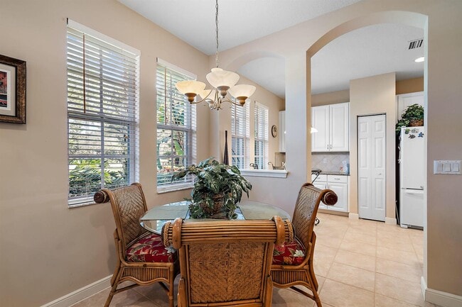 Building Photo - 153 Evergrene Pky