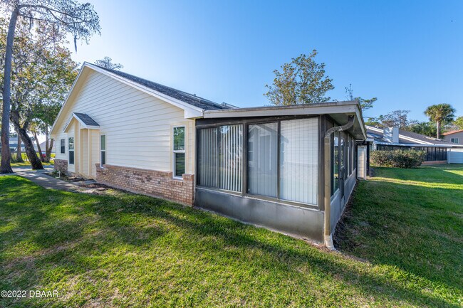 Building Photo - 157 Bob White Ct