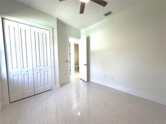 Building Photo - 1466 Dewitt St