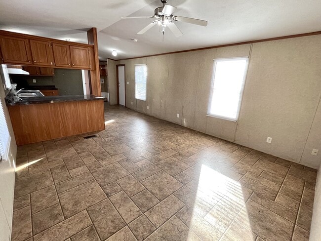 Building Photo - 102 S 17th St