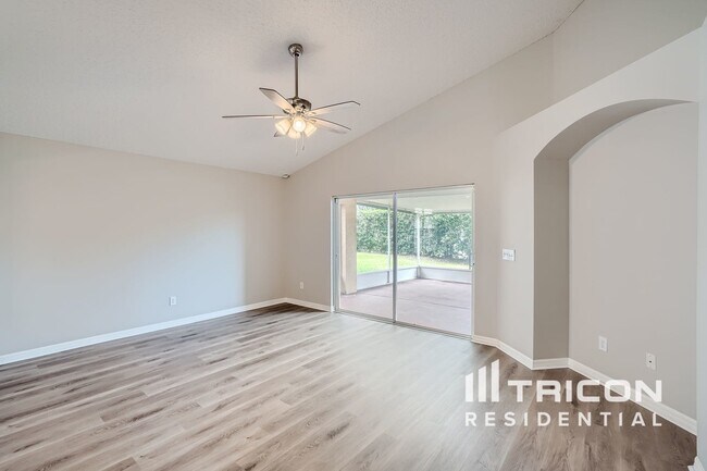 Building Photo - 2964 Hickory Grove Dr