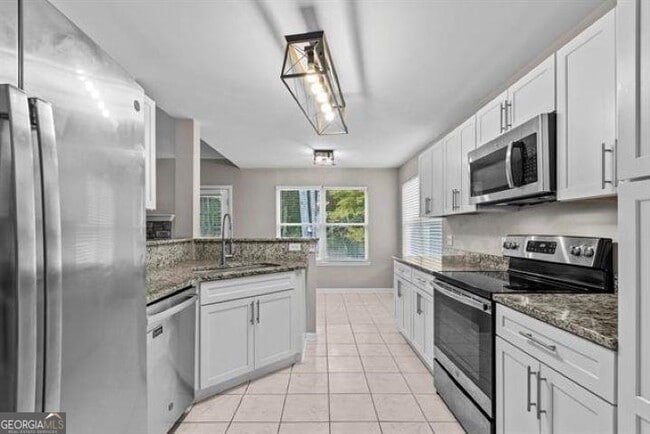Building Photo - 119 Misty Grove Ln
