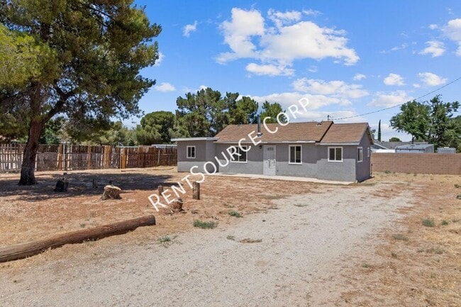Building Photo - 4535 W Ave M10