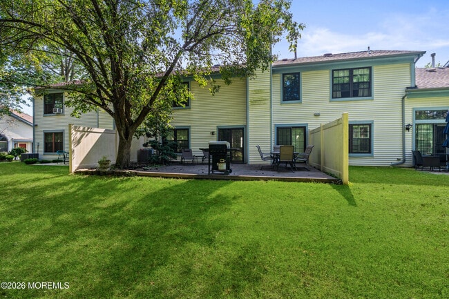 Building Photo - 39 Gimbel Pl