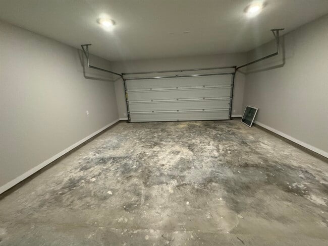 Building Photo - 1603 Ocaso Dr