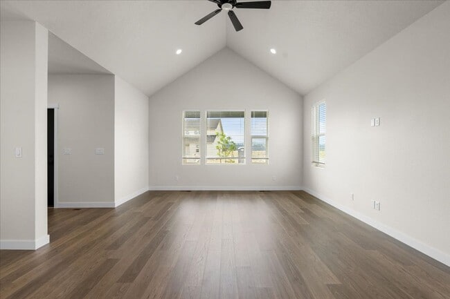 Building Photo - Newly Constructed Home with Spacious Layout