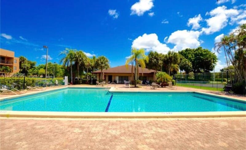 Building Photo - 10865 SW 112th St