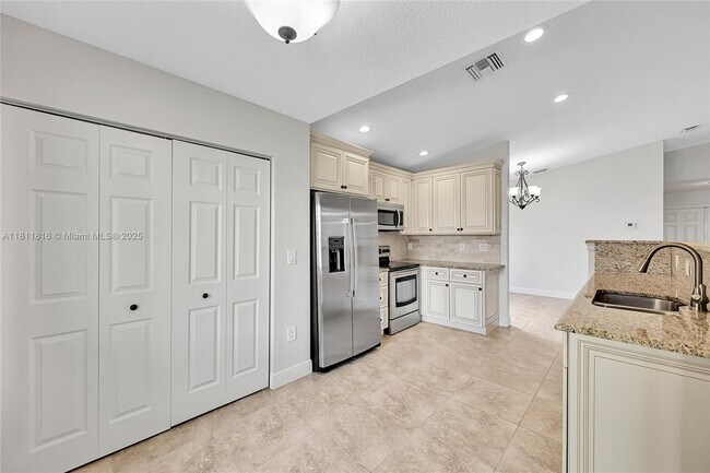 Building Photo - 5511 NW 49th Terrace