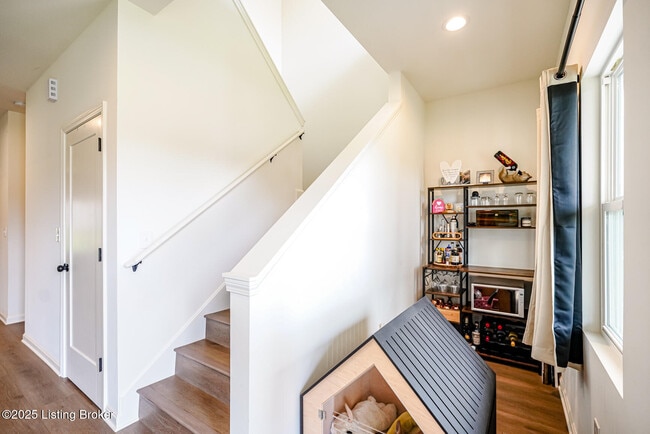 Building Photo - 7707 Cottage Cove Way