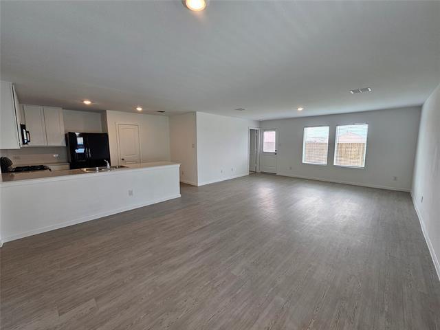Building Photo - 1813 Equine Retreat Wy