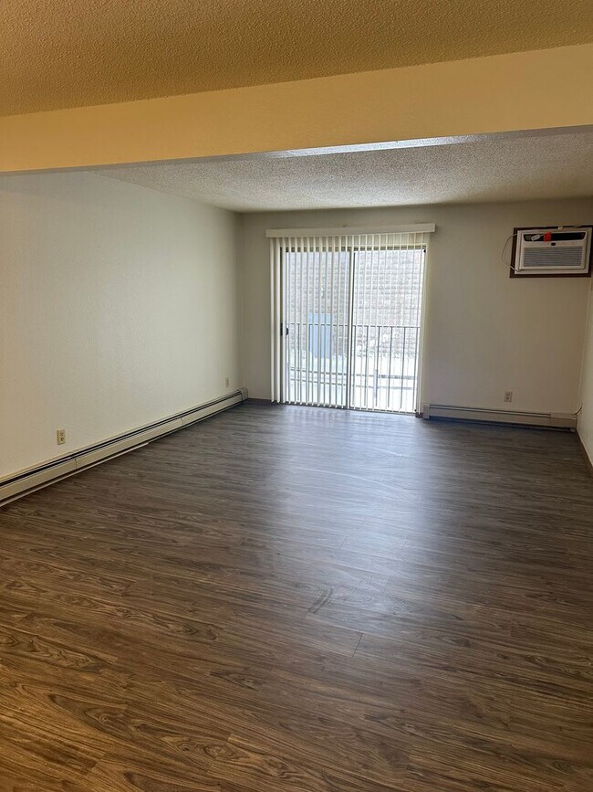 Building Photo - 3457 3rd St N
