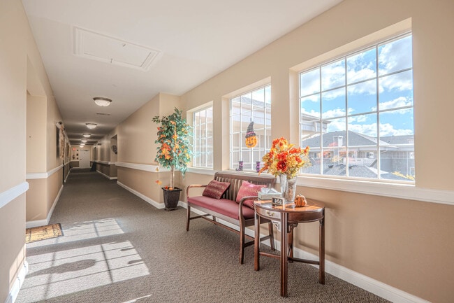 Building Photo - 801 N McLean Blvd