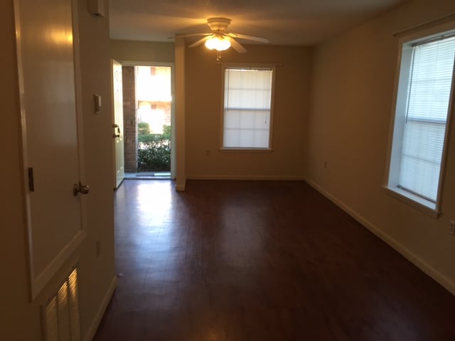 Building Photo - Lexington Apartments