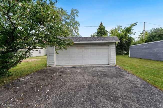 Building Photo - 20511 Balfour Rd