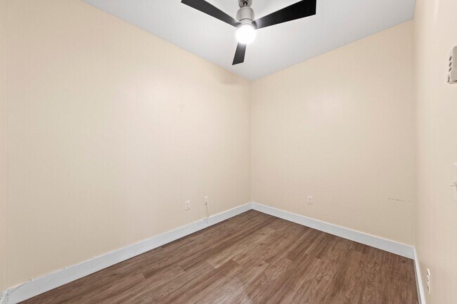 Building Photo - 340 Bluefish Dr