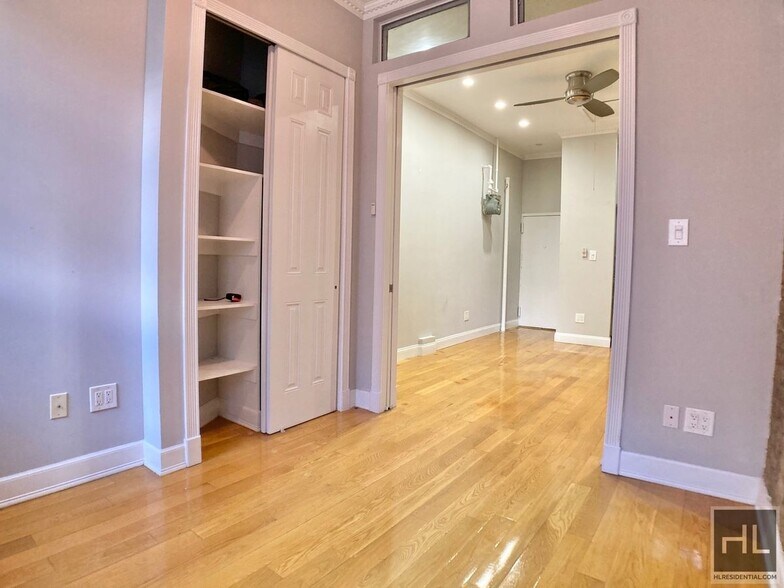 Building Photo - 2ND AVE.