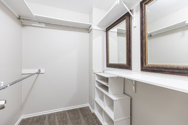 Building Photo - 6117 Tamaron