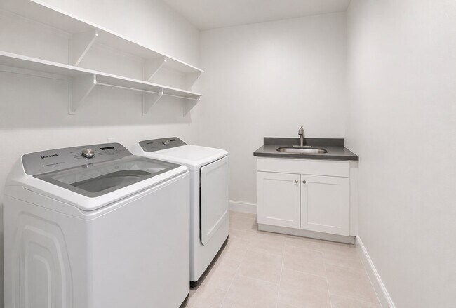 Building Photo - 7711 Shannon Dr