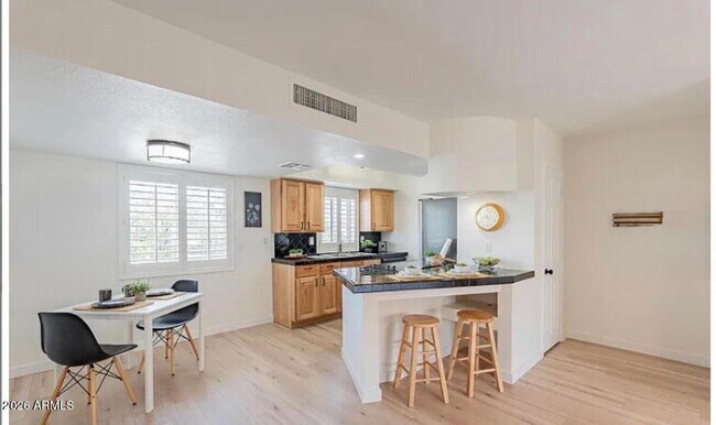 Building Photo - 4554 E Paradise Village Pkwy N